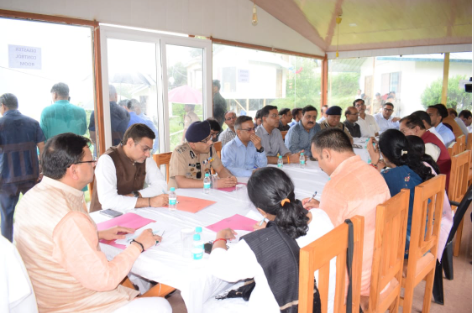 मुख्यमंत्री श्री पुष्कर सिंह धामी ने रूद्रप्रयाग जनपद के अतिवृष्टि से प्रभावित क्षेत्रों राहत एवं बचाव कार्यों तथा पुनर्निर्माण कार्यों की समीक्षा की।